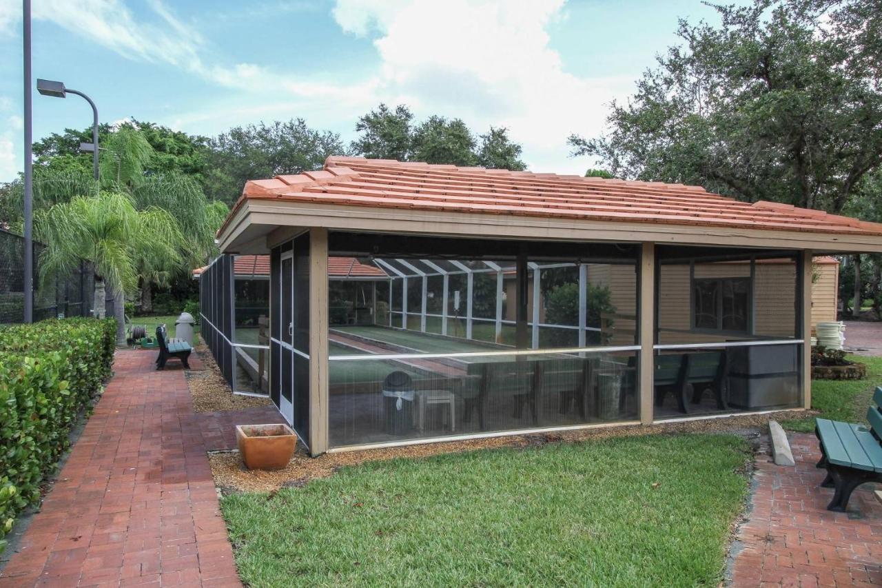 Falling Waters North North Naples Εξωτερικό φωτογραφία
